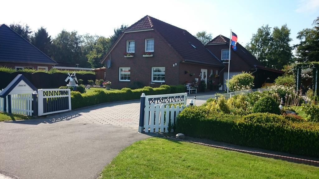 Ostfriesisches Landhaus Wittmund Exterior photo